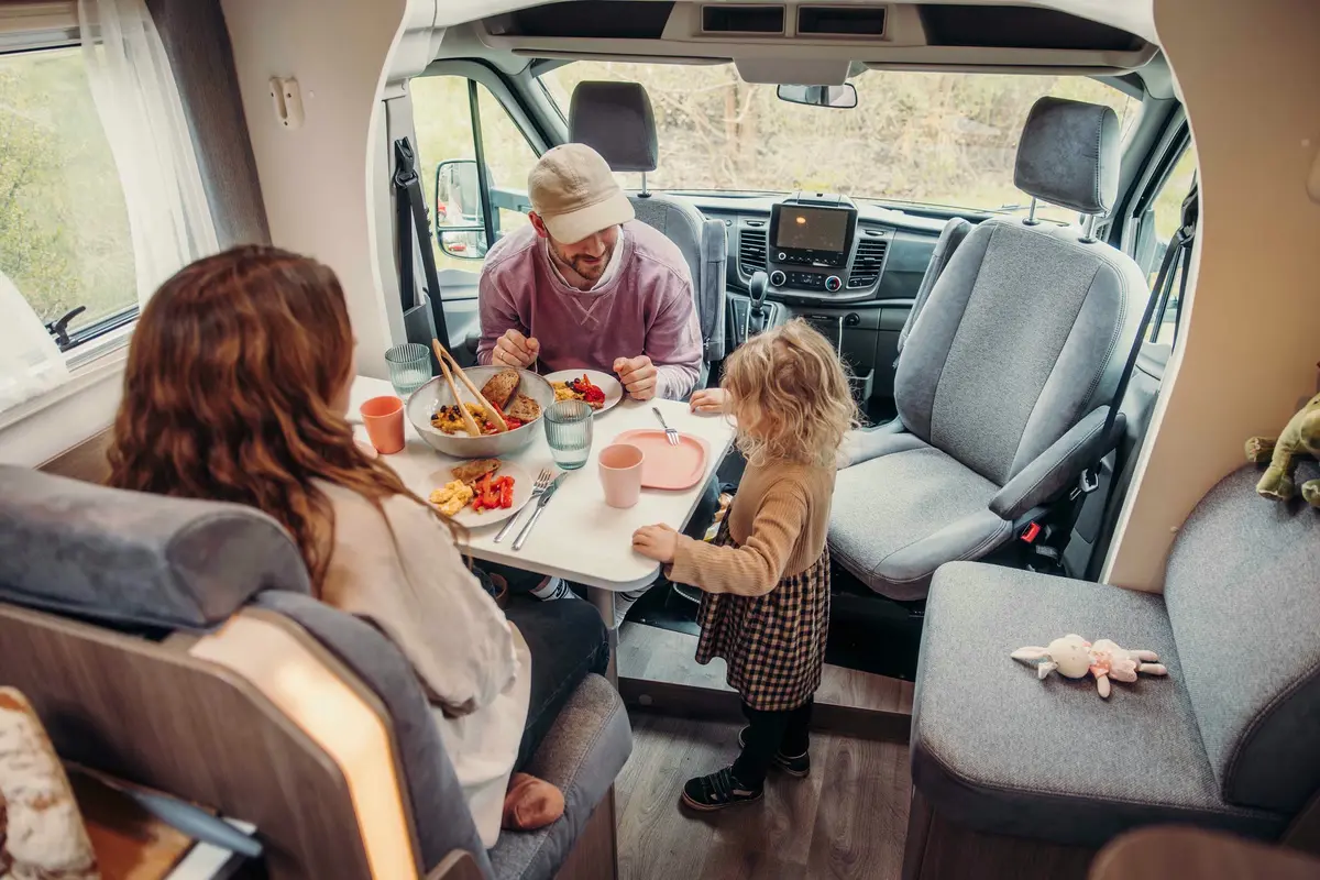 FAMILY Classic (cambio manuale) – Autocaravan, foto 4