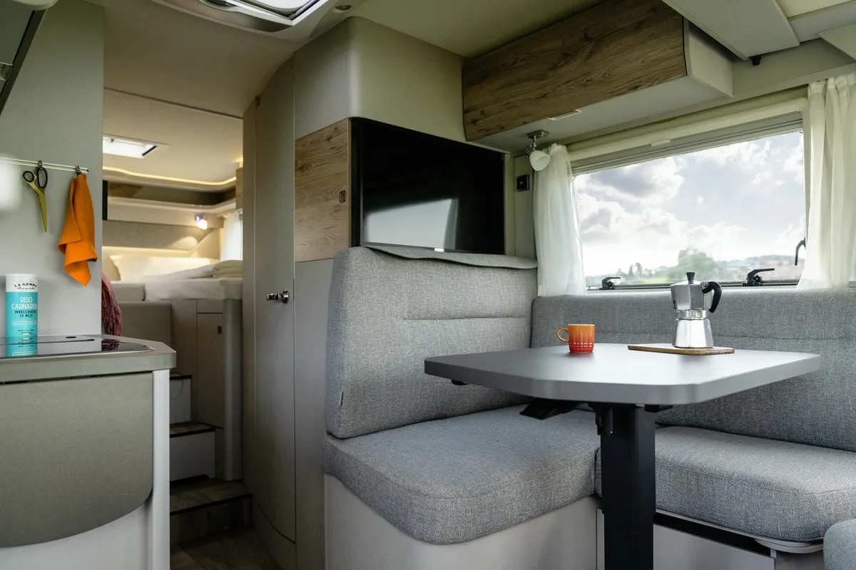 ACTIVE First (cambio manuale) – Autocaravan, foto 3
