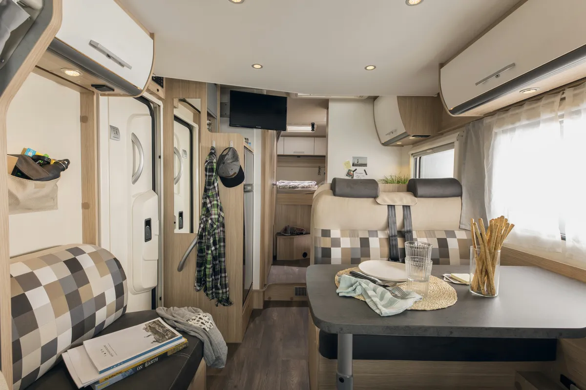 Comfort Luxury (manual) – Autocaravanas, foto 3
