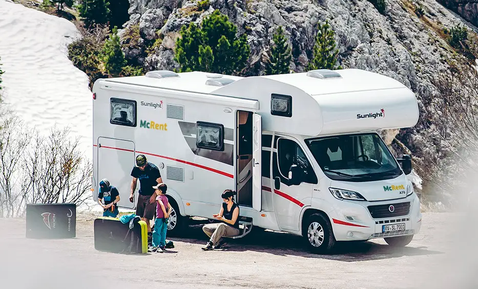 Family Plus (manual) – Motorhomes, photo 2