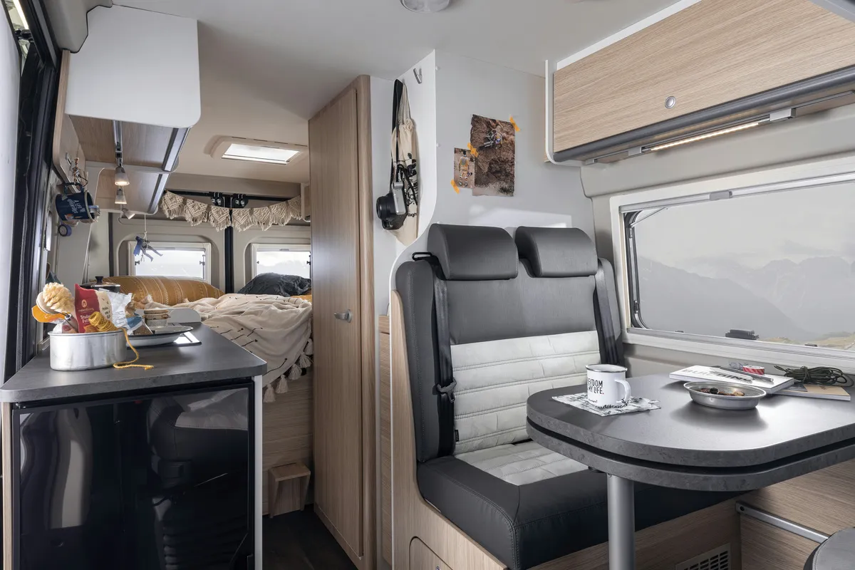 Urban Plus (manual) – Campervans, photo 2